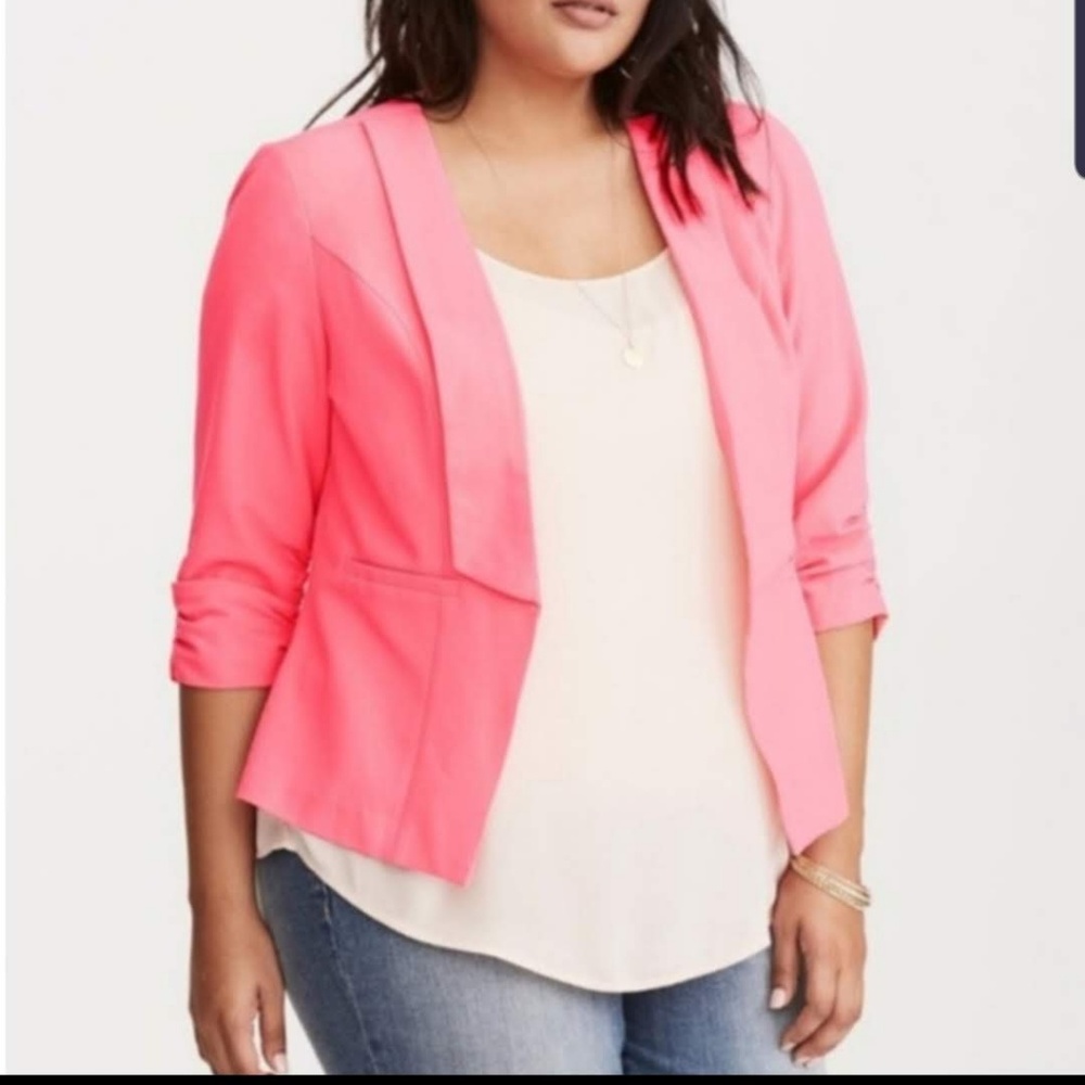 Torrid Neon Pink Ruched 3/4 Sleeve Blazer
